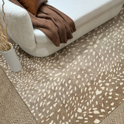 Serengeti Antelope Hand Tufted Rug - Beige