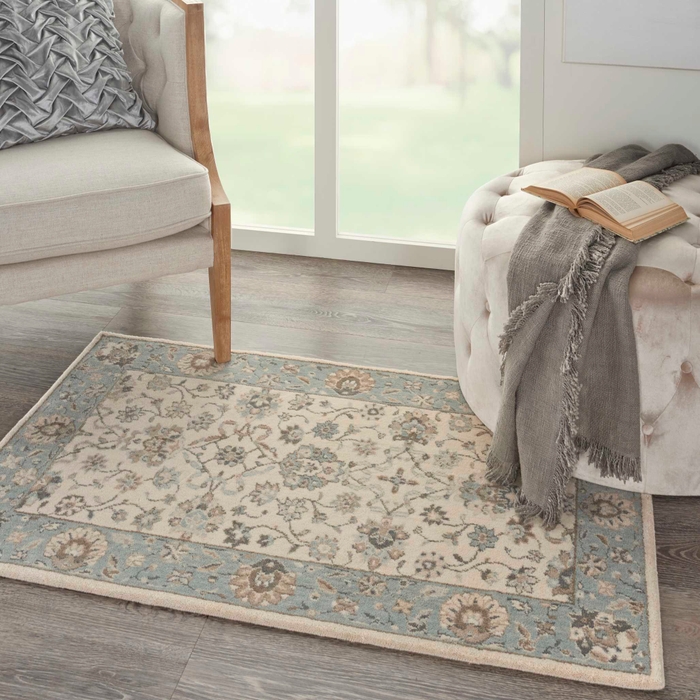 Living Treasures Li16 Ivory/Aqua Rug