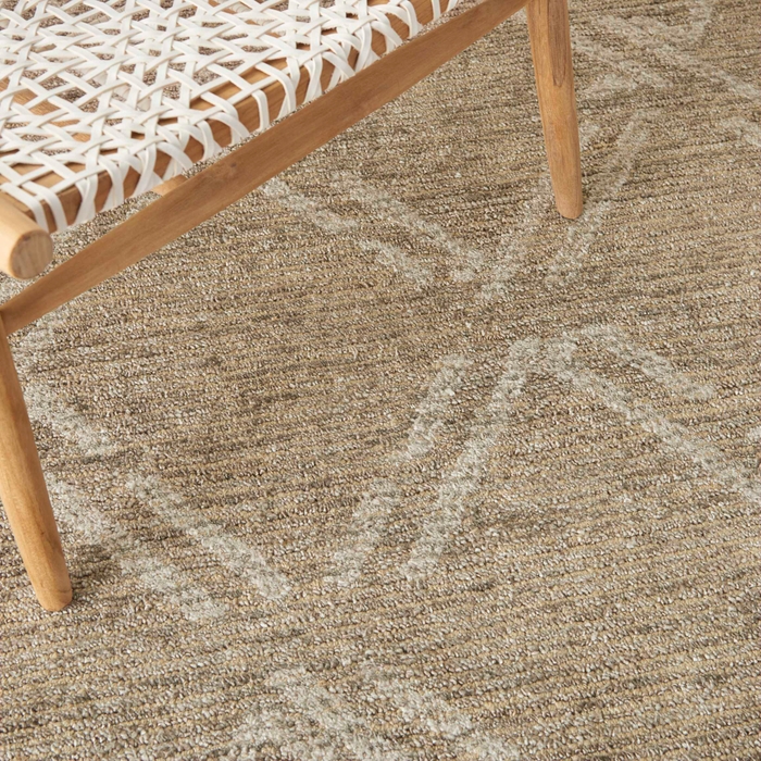 VENOS_VSN01_TAUPE_5x7_099446787156_Room02.jpg Venosa Vsn01 Taupe Rug