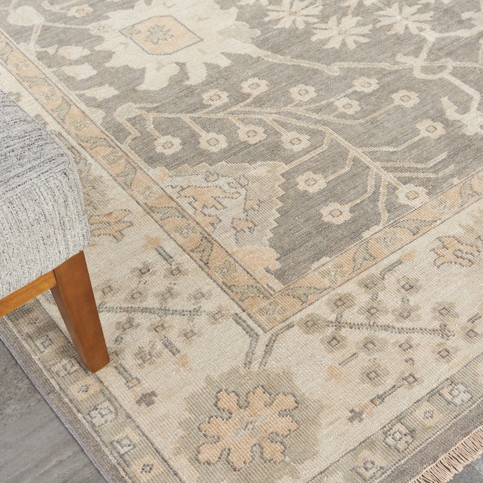 aldra_ald08_auber_aubergine_9x12_099446308306_room02.jpg Aldora Ald08 Aubergine Rug
