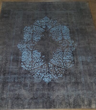 Artemisa 210 Blue 9' 7" X 12' 1"