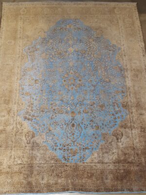 Artemisa 235 Blue Brown 7' 11" X 11' 2"