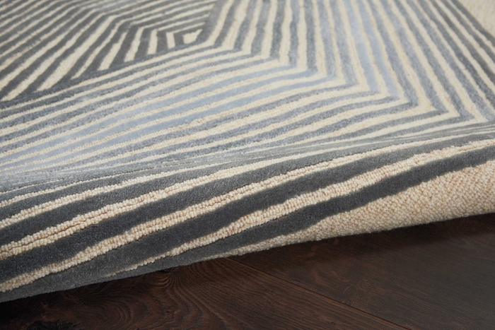 Symmetry Smm06 Ivory/Grey Rug